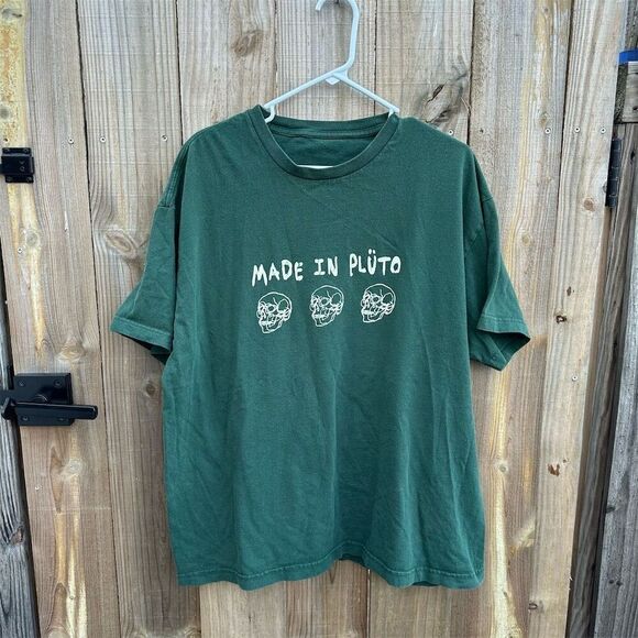 Made in Pluto Unisex Green Graphic Skeleton T-Shirt Size SM - Picture 1 of 5